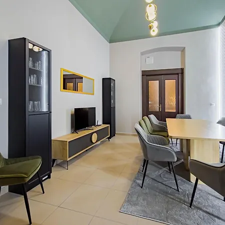 Magnificent With Sauna And Billiards