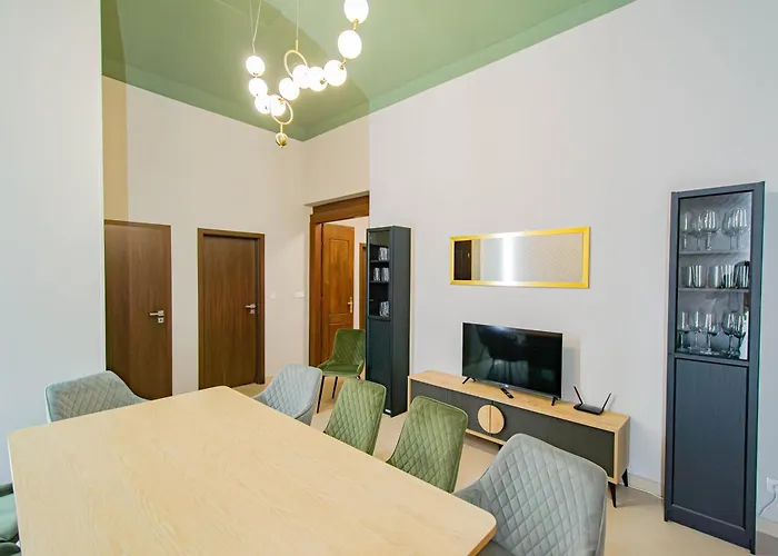 Magnificent With Sauna And Billiards *