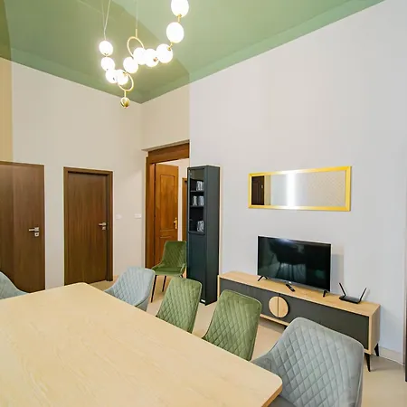Magnificent With Sauna And Billiards *