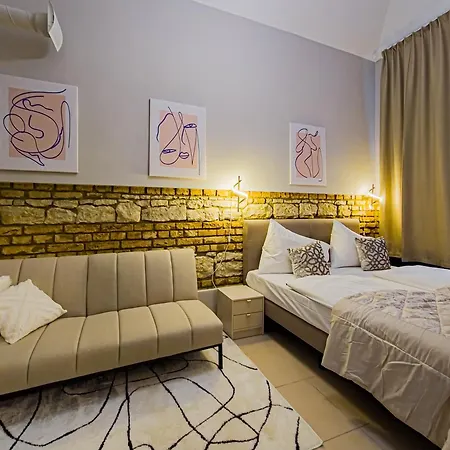 Magnificent With Sauna And Billiards Apartment Prague