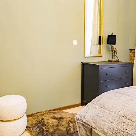 Apartment Magnificent With Sauna And Billiards