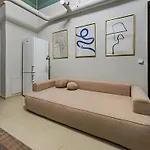 Magnificent With Sauna And Billiards 프라하