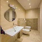 Magnificent With Sauna And Billiards 아파트 *