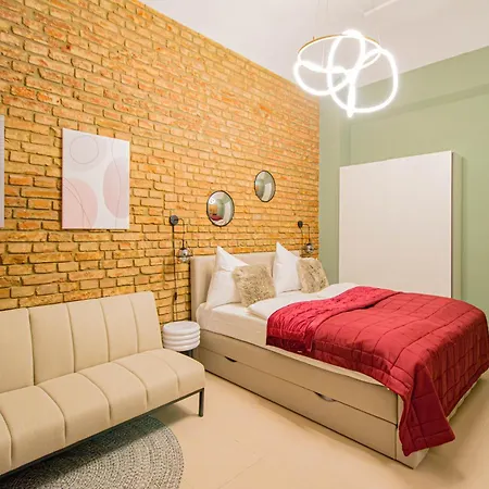 Magnificent With Sauna And Billiards Appartement