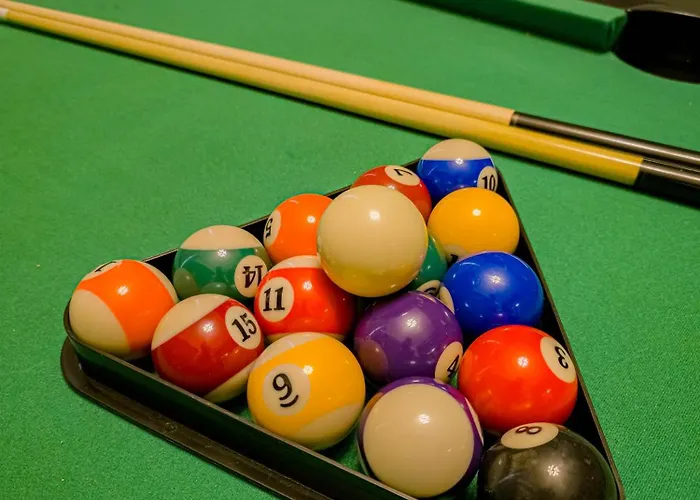 Magnificent With Sauna And Billiards דירה פראג