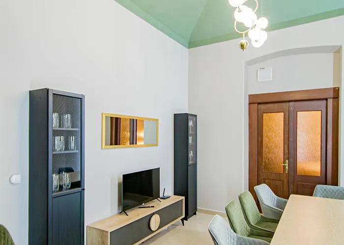 Magnificent With Sauna And Billiards Apartmán *